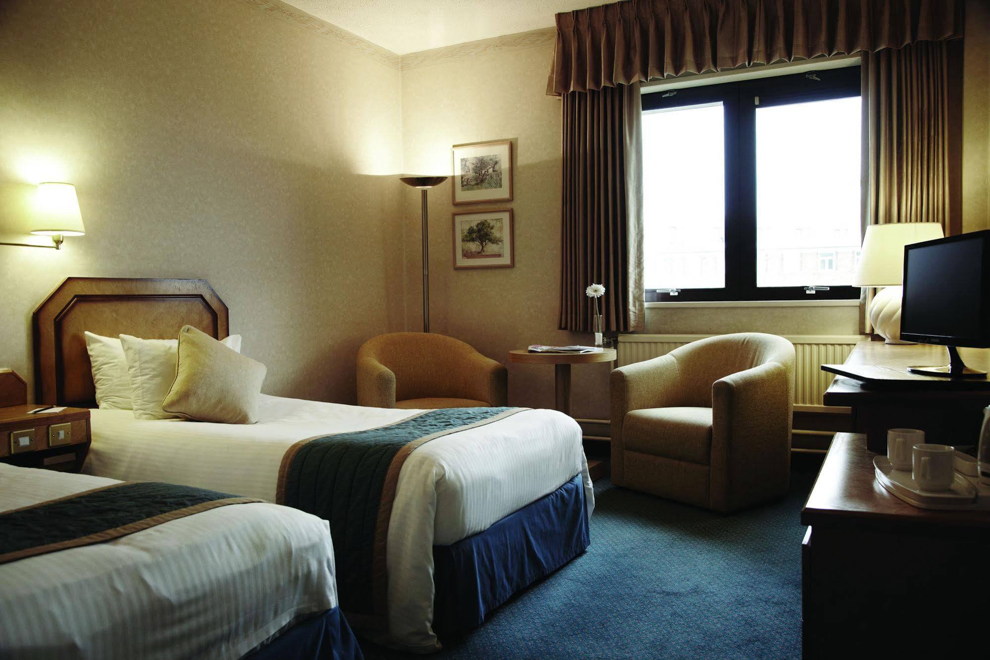 Copthorne Hotel Plymouth Room photo